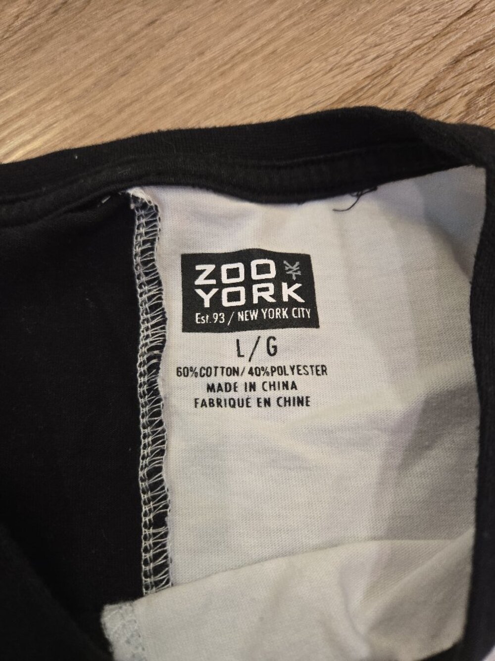 Zoo York Black & White Streetwear T-Shirt Big Logo - Picture 4 of 7